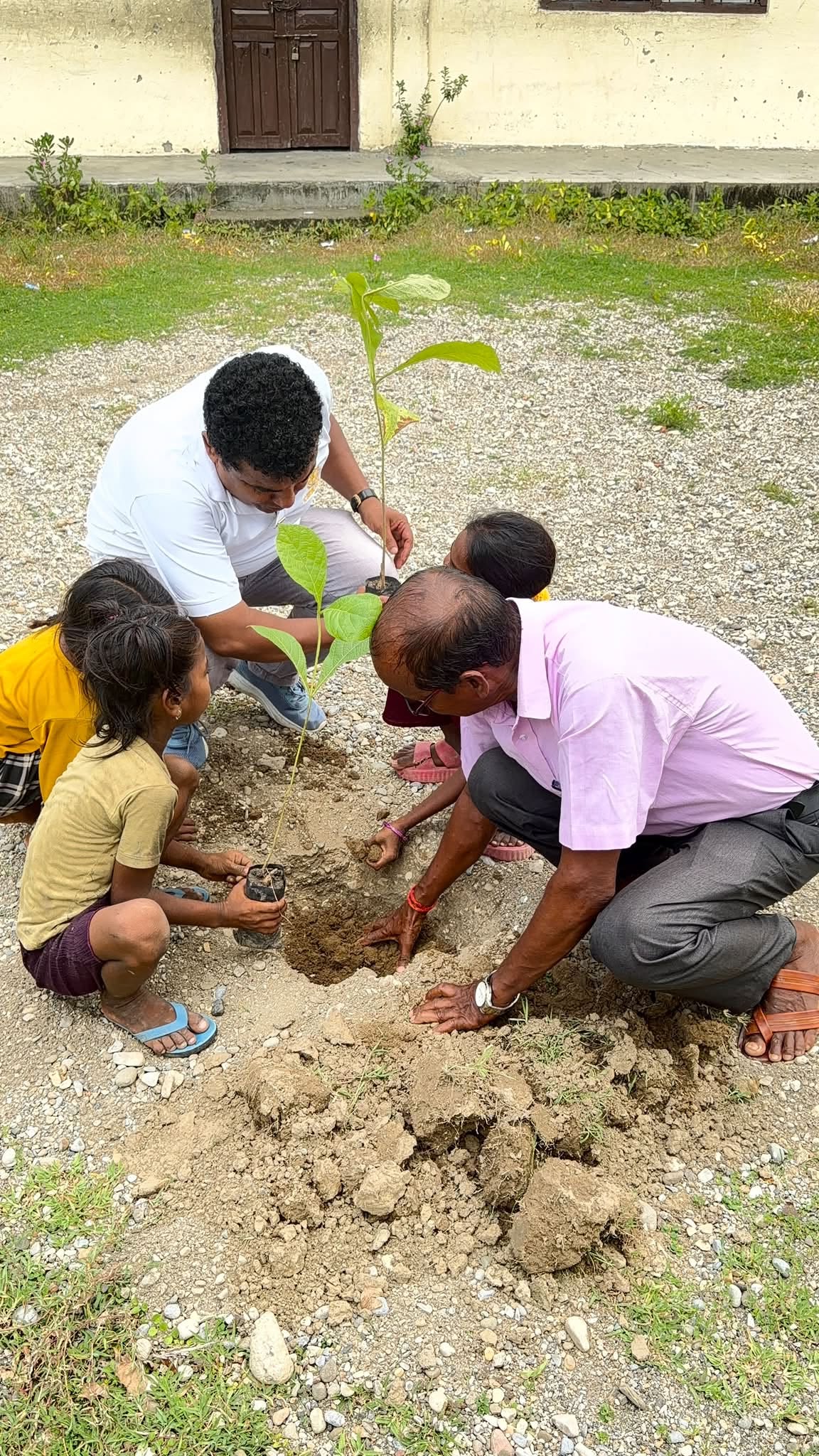 Tree Plantation Program under the Theme of Rotary 100000 lakh sapling